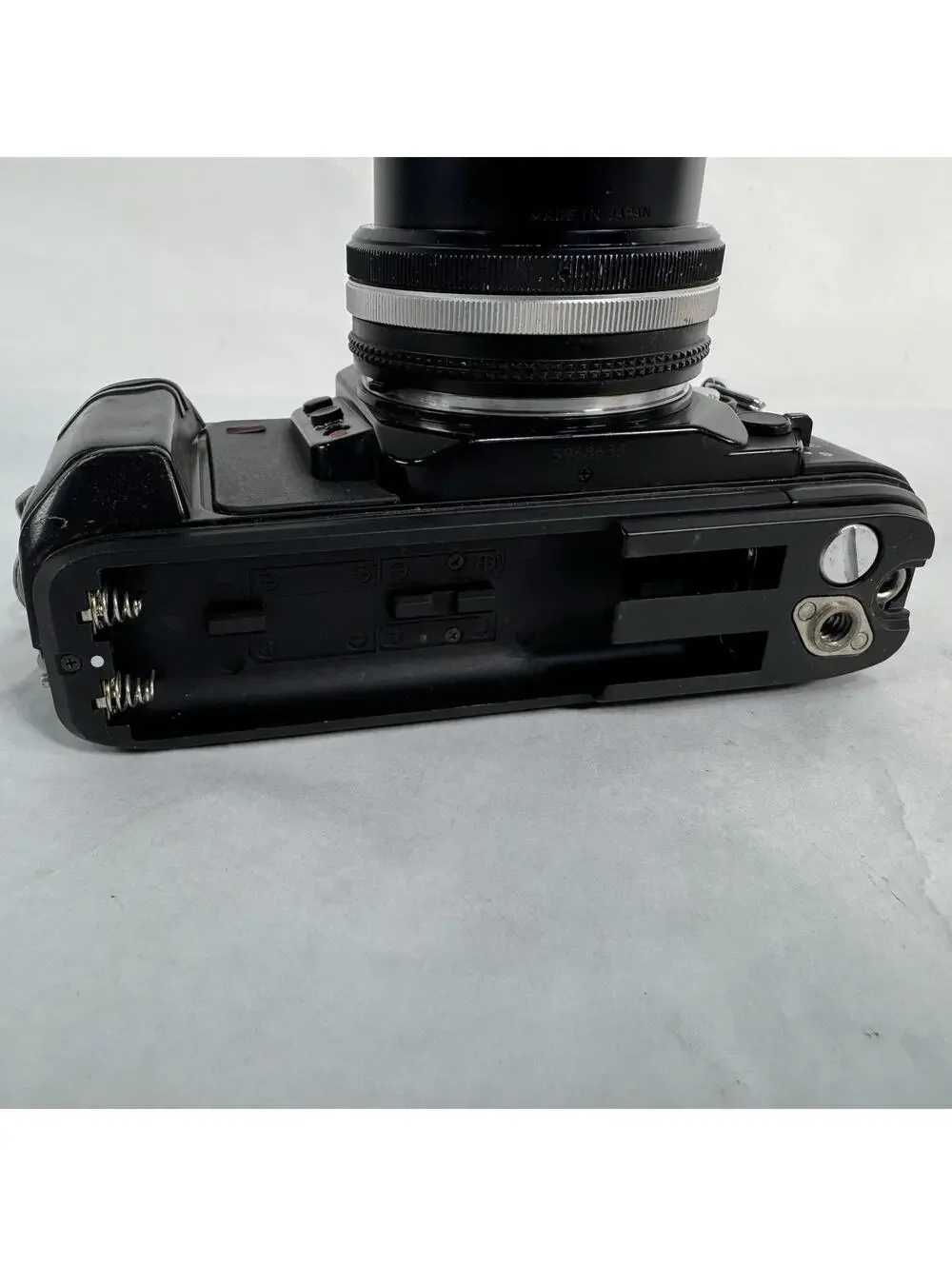 Nikon N2020 AF 35mm Camera w/35-105mm Lens B2